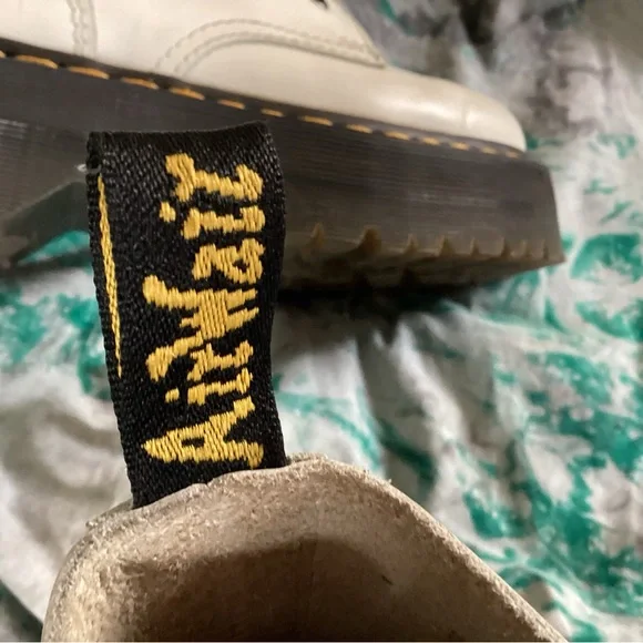 Dr. Martens White Leather Lace-Up Jadon Boots 6 - Picture 14 of 15